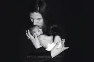 newborn pictures in cincinnati ohio with samantha sinchek