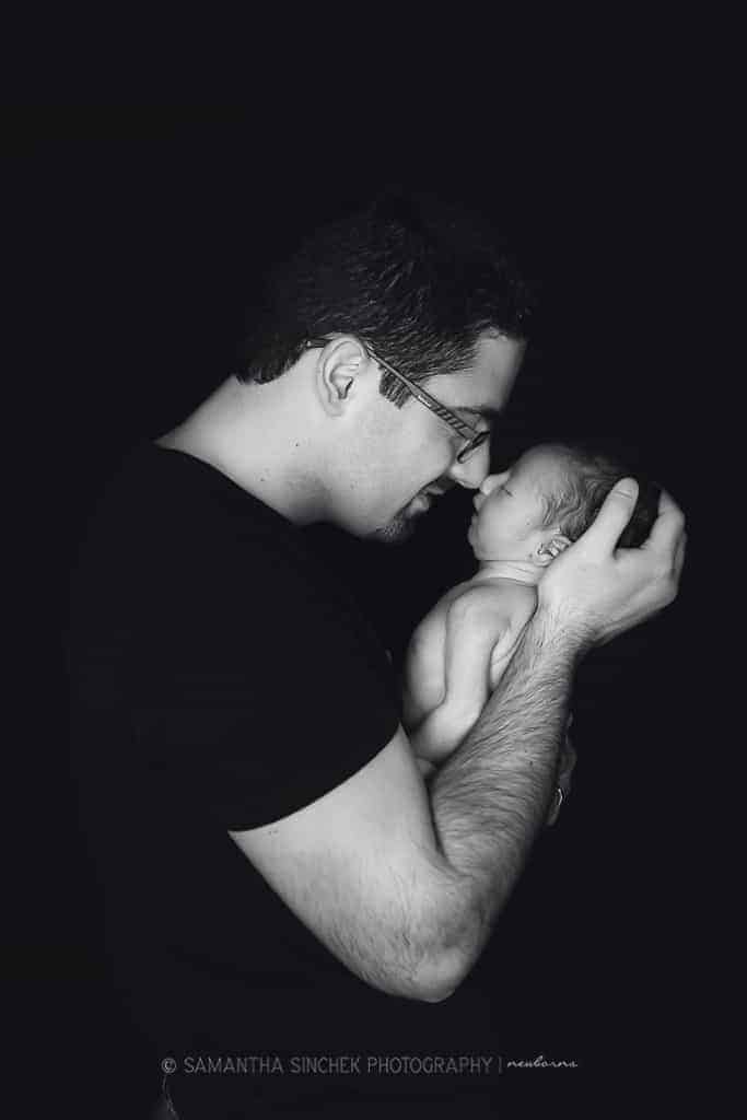 newborn pictures in cincinnati ohio with samantha sinchek