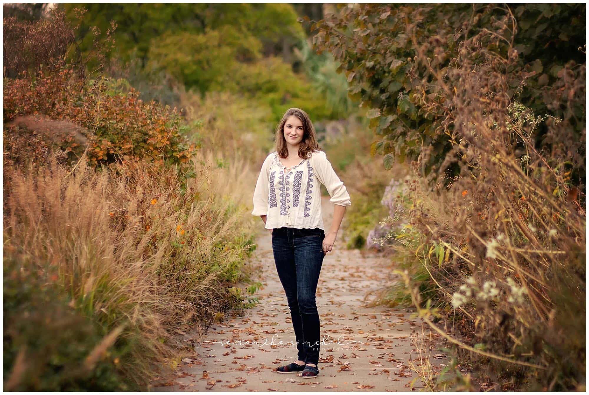 cincinnati senior photo session with samantha sinchek photography at ault park