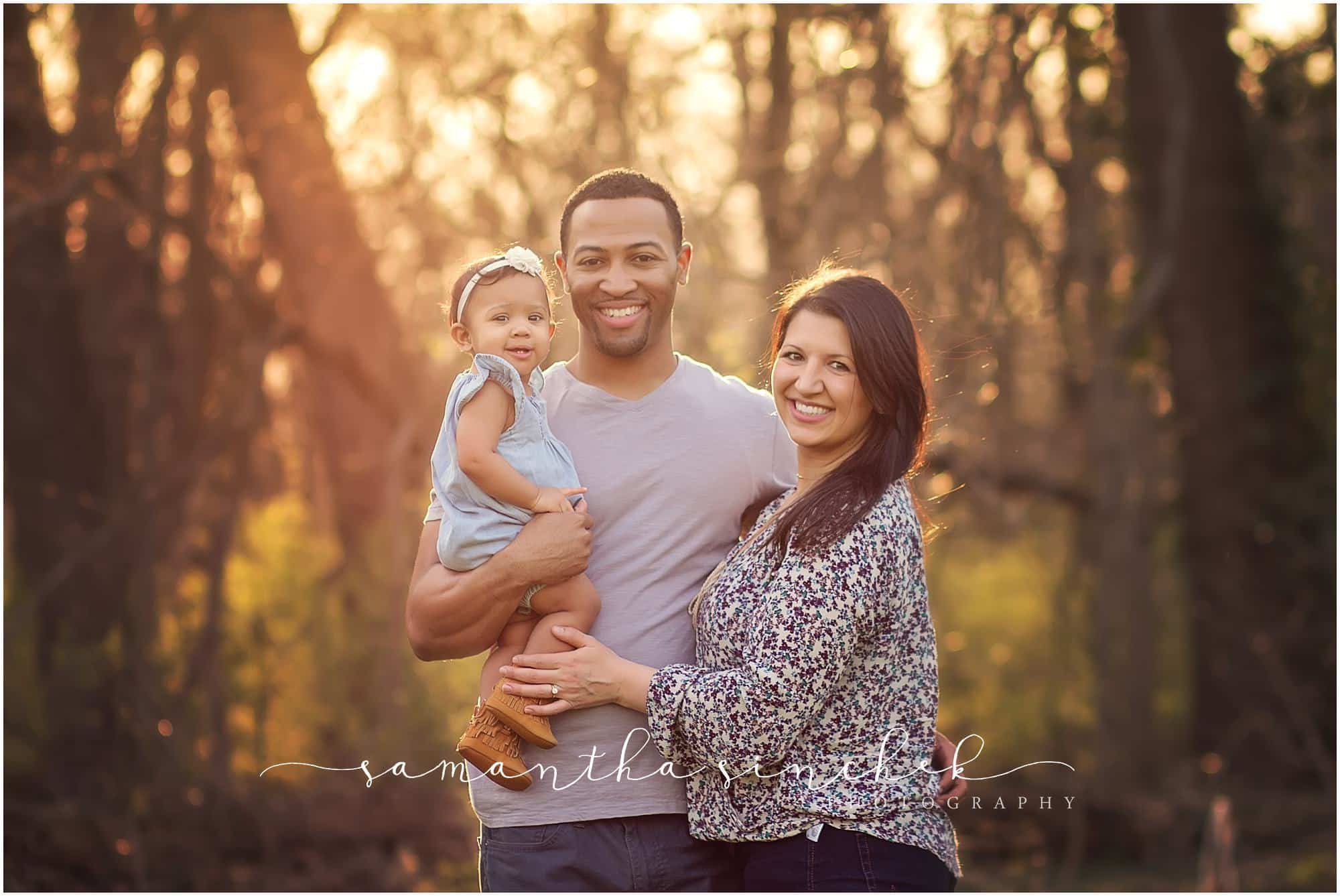family poses at Sharon Woods photo session with Sinchek Photography Cincinnati best family photographer