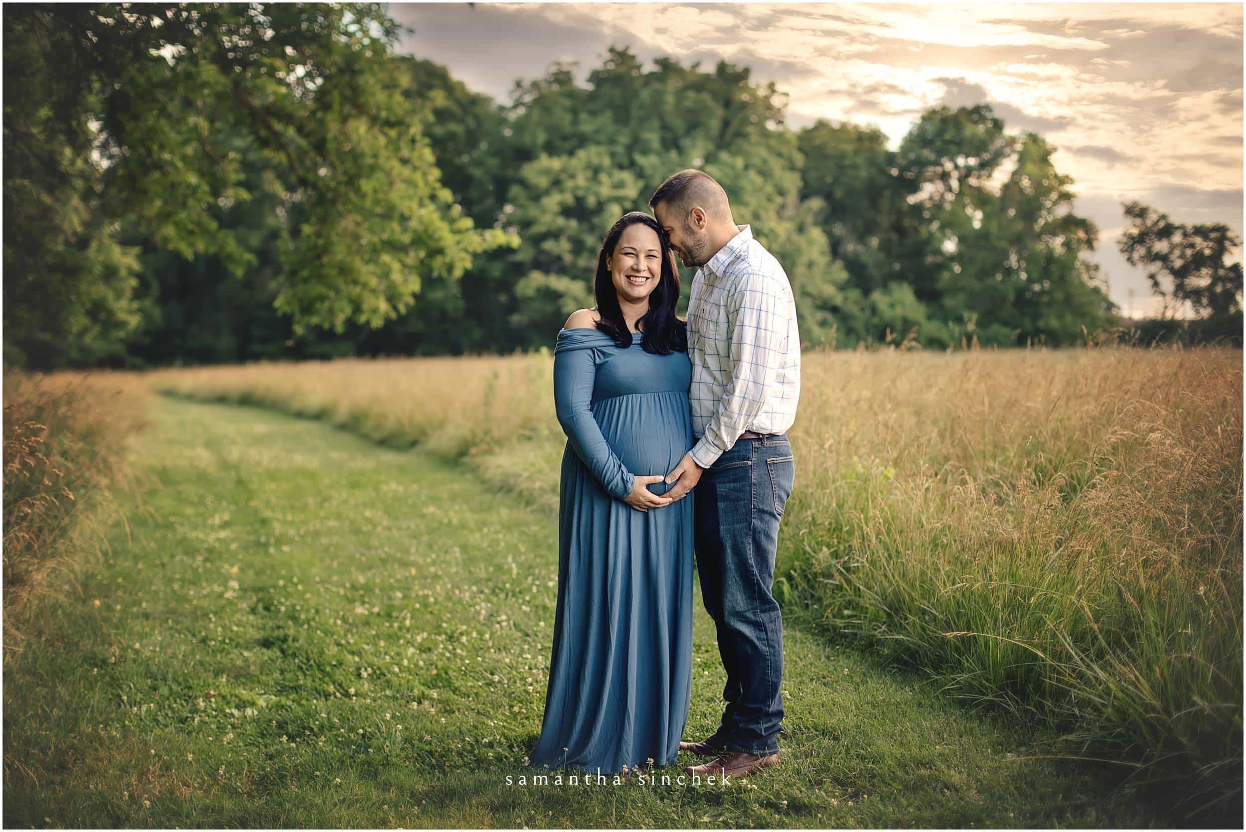 maternity pictures at sharon woods with samantha sinchek photography of CINCINNATI Ohio