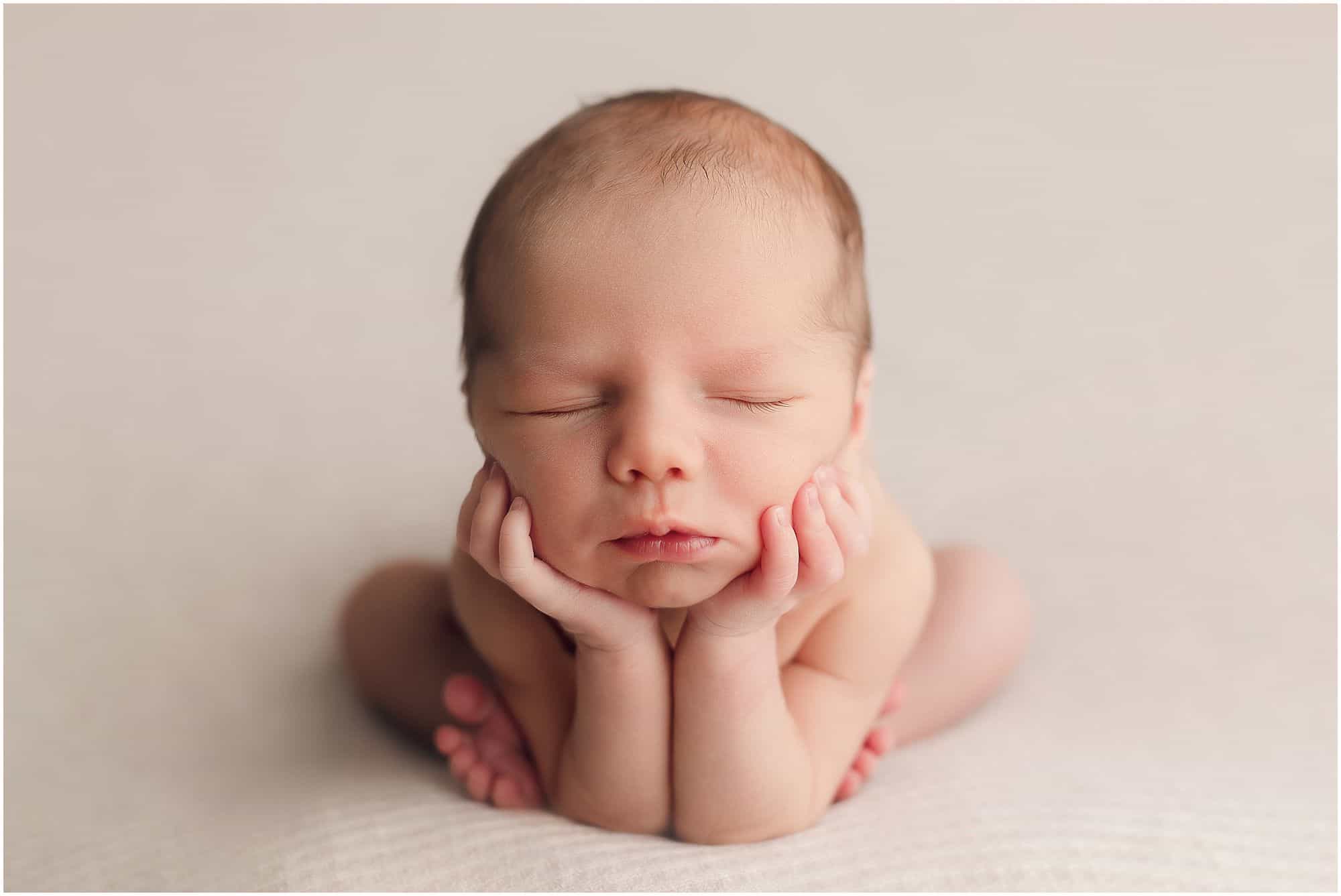 cincinnati newborn photographer Samantha sinchek photography