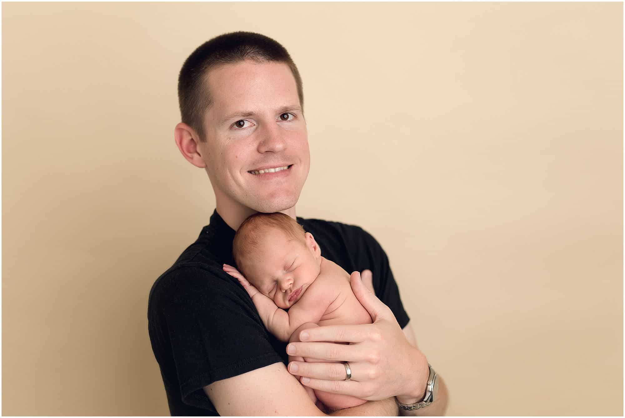 cincinnati photographer Samantha sinchek newborn boy at loveland ohio studio