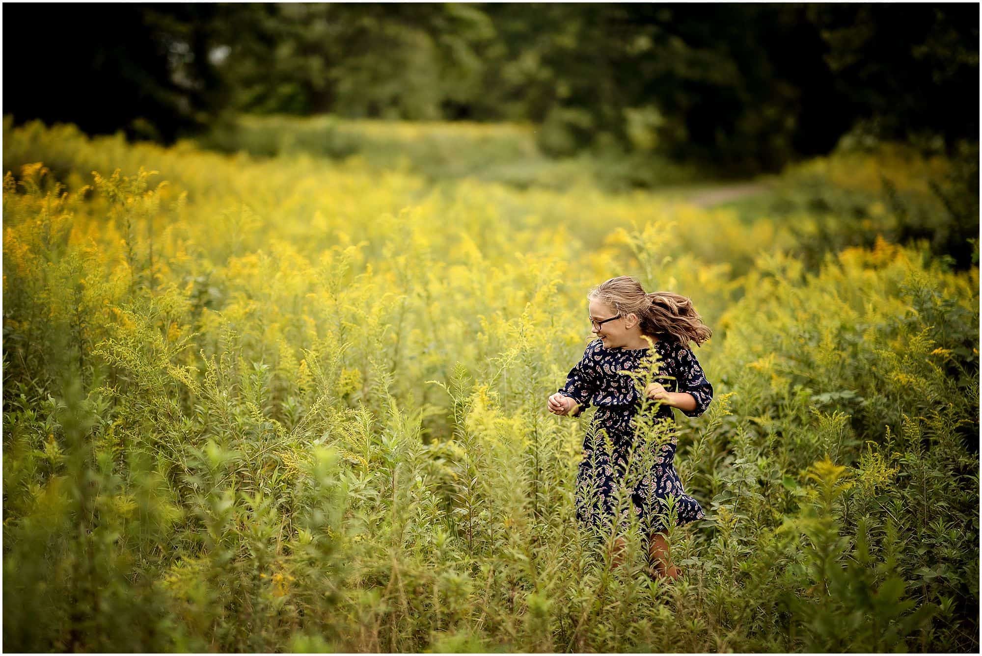 cincinnati family photographer Samantha sinchek pictures at golf course in amberly, ohio