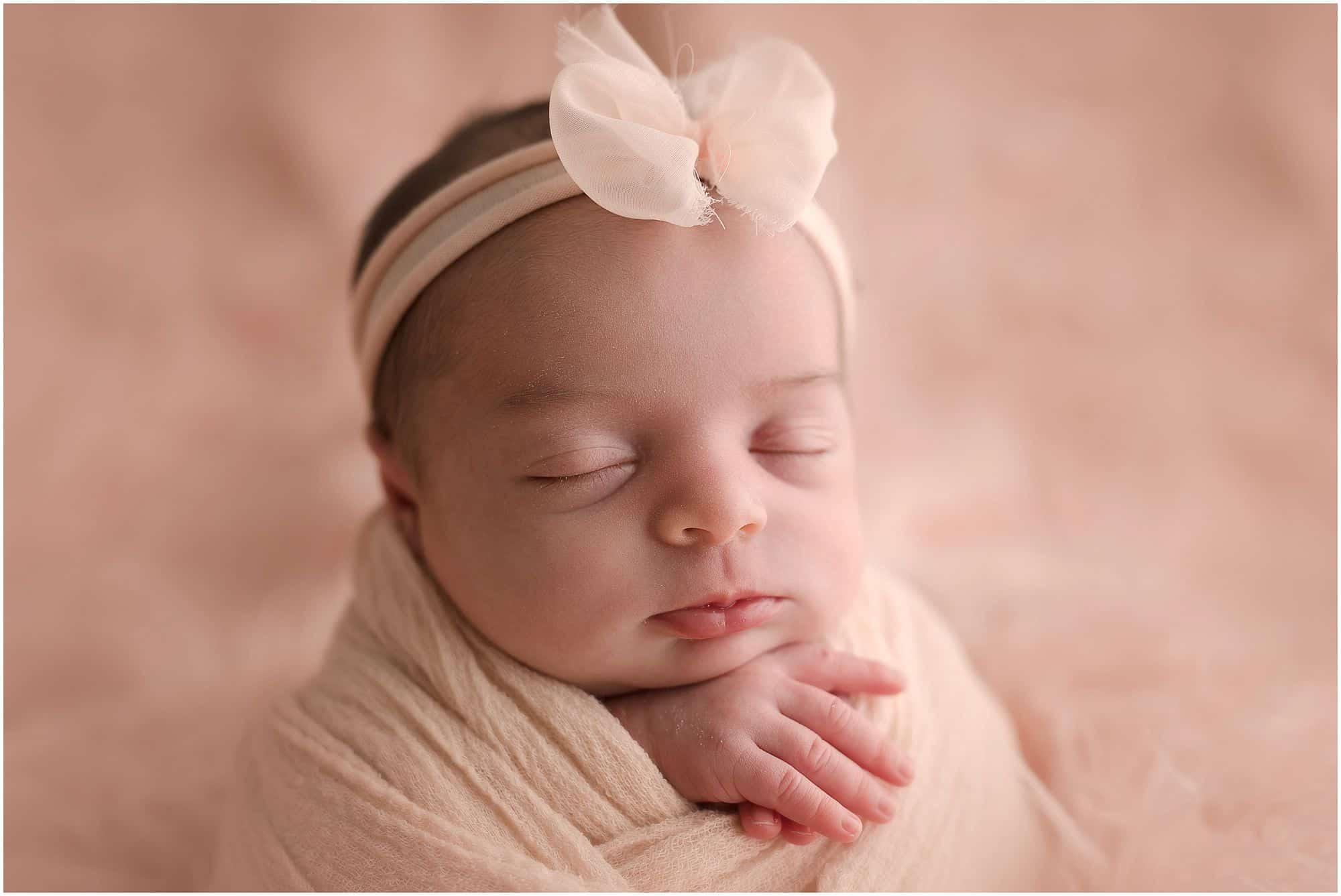 cincinnati newborn photographer samantha sinchek photography