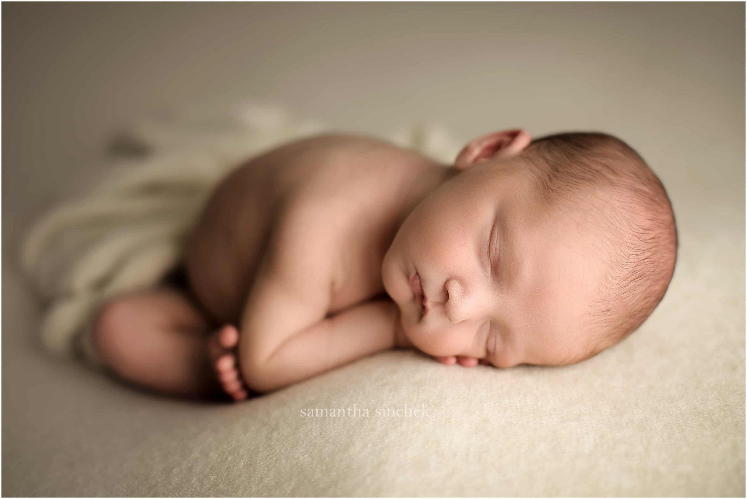 newborn boy sleeping at pictures with Cincinnati's best newborn photographer Samantha Sinchek photography
