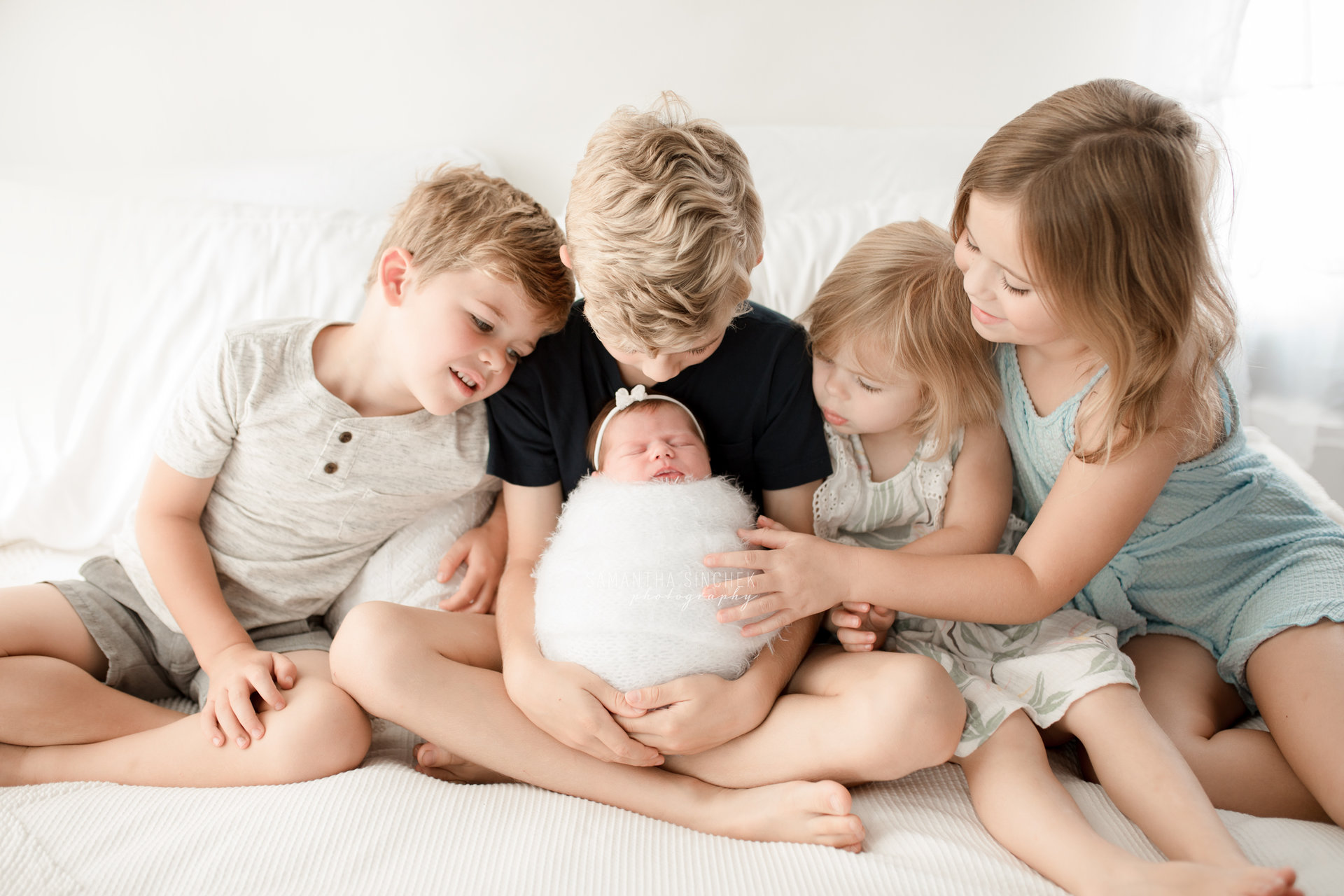 cincinnati best newborn photographer sincek josie siblings 2