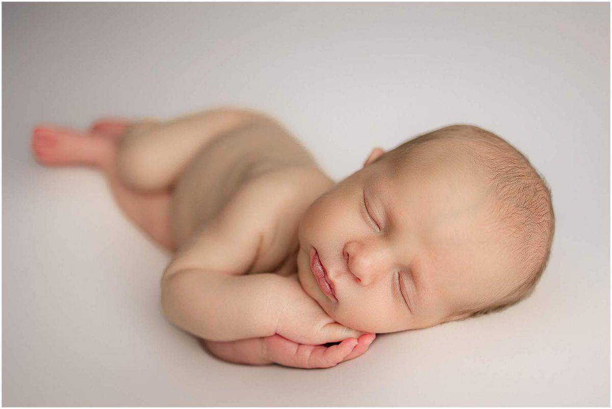 cincinnati newborn photographer 2022 samantha sinchek 0056