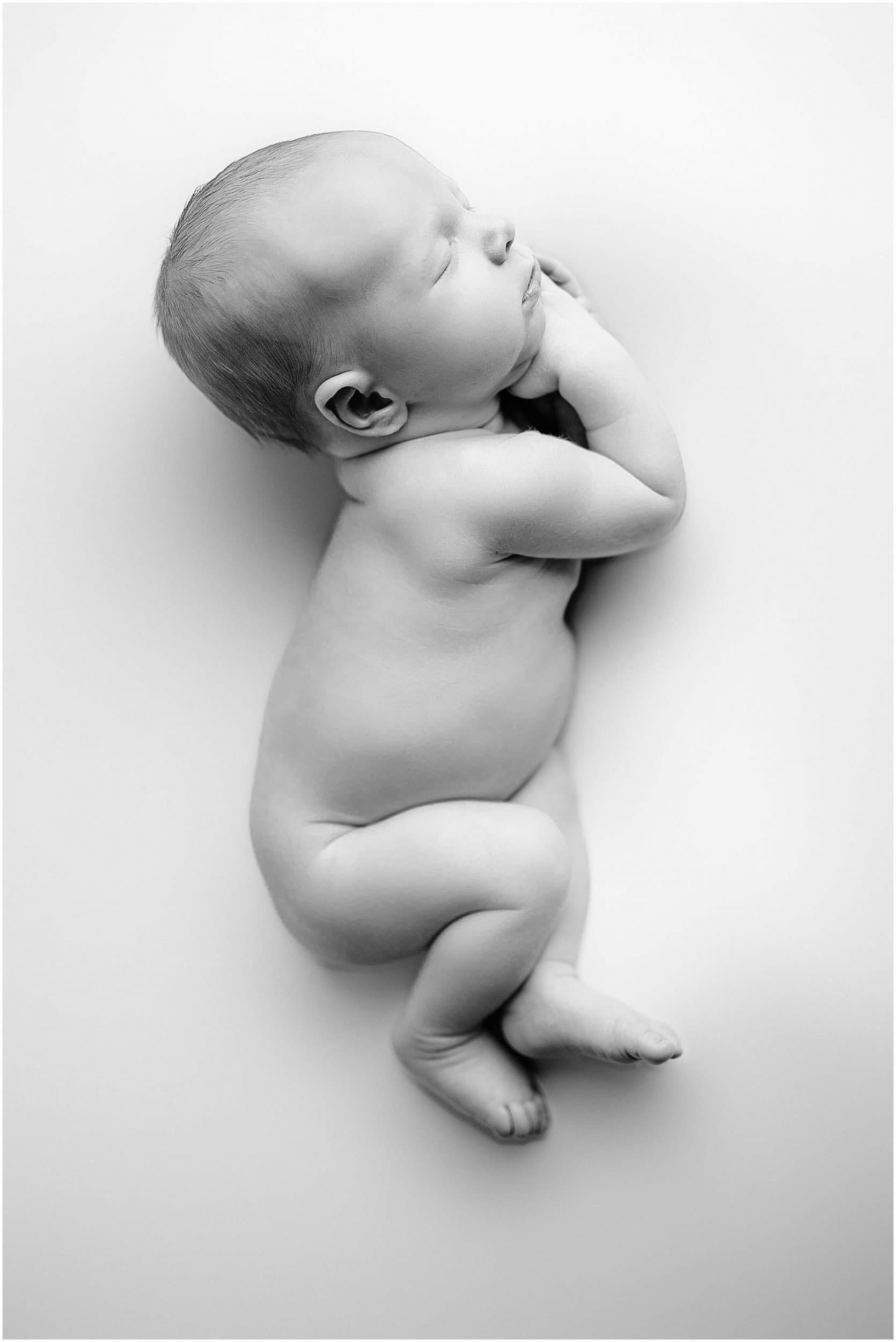 cincinnati newborn photographer 2022 samantha sinchek 0059