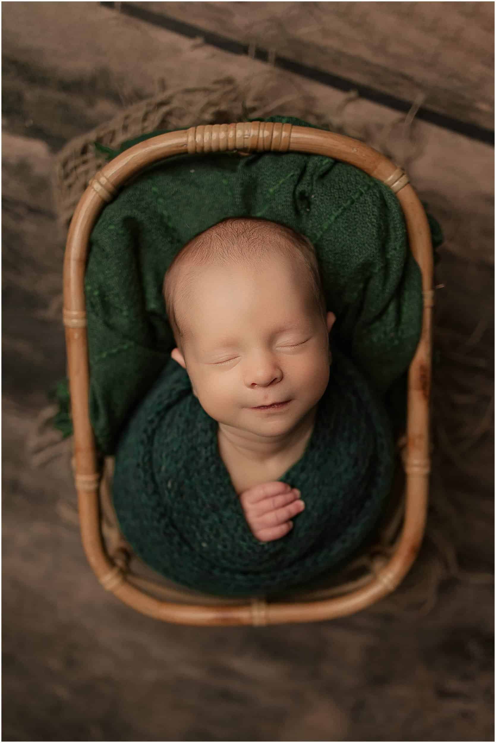 cincinnati newborn photographer 2022 samantha sinchek 0066