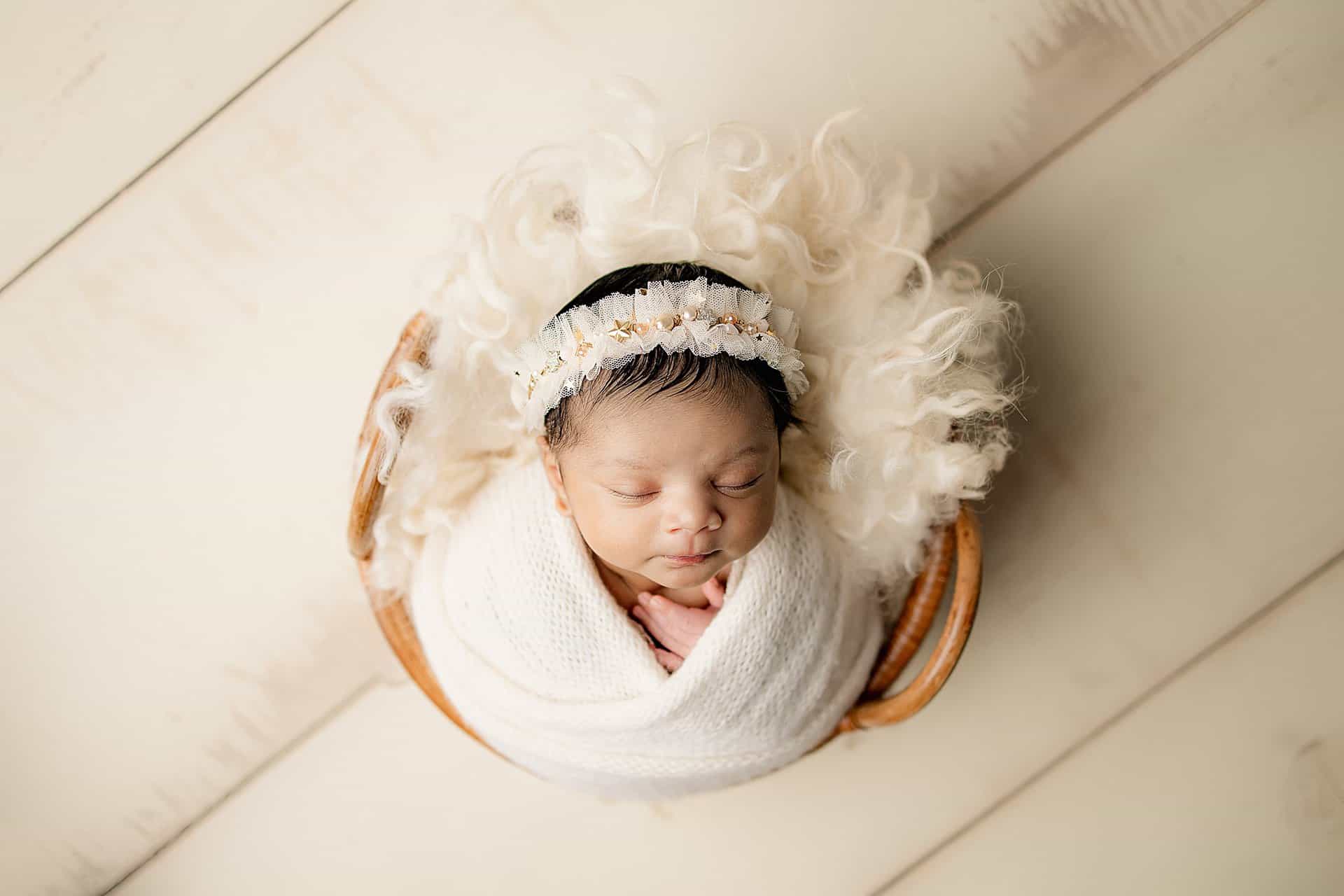 newborn photographer cincinnati ohio samantha sinchek 2023 0005