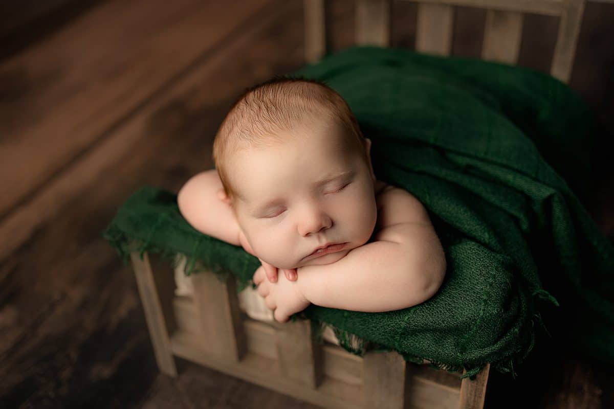newborn photography cincinnati ohio sinchek elliott 2023 0011